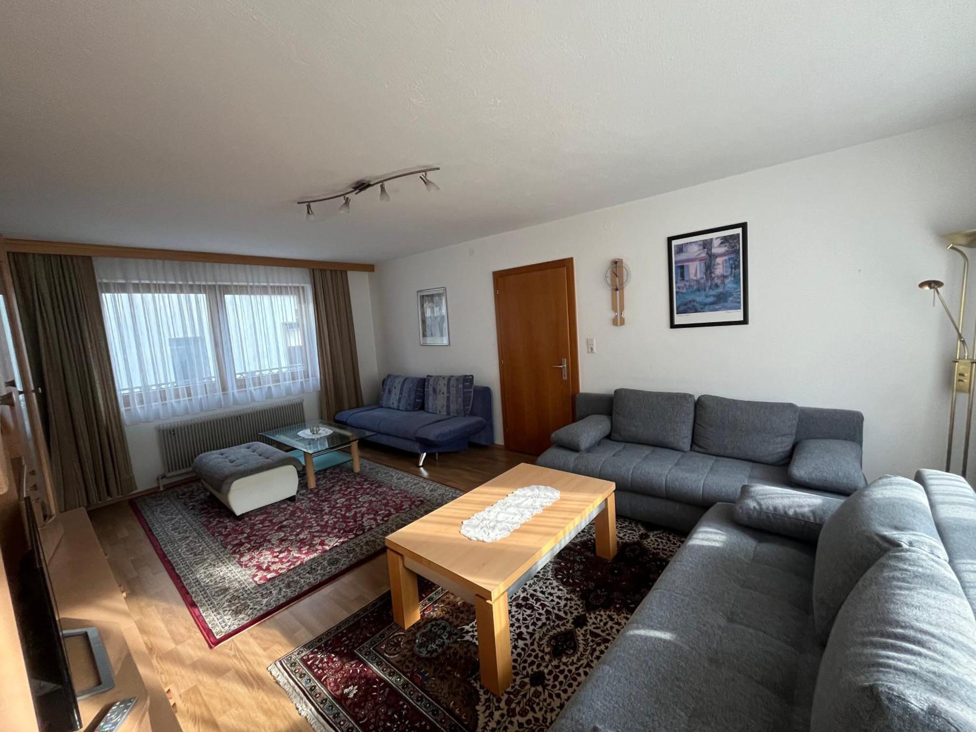 Zell Views Apartment *